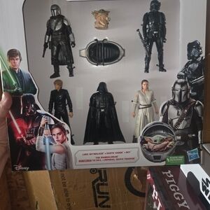 Hasbro Star Wars Figure Collection - Black, White, Green